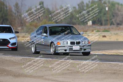 media/Sep-20-2025-Extreme Speed (Sat) [[1fcc23683c]]/Blue (Low Intermediate)/Session 1 (Sunset)/